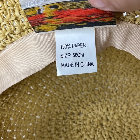 Disney World Minnie straw hat - Picture 5 of 5